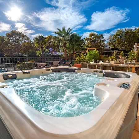 Place In The Sun - Free Out Door Jacuzzi - By Bedzy Lejlighed *