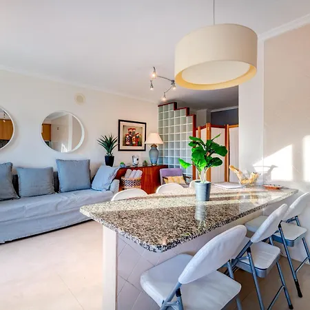 Place In The Sun - Free Out Door Jacuzzi - By Bedzy